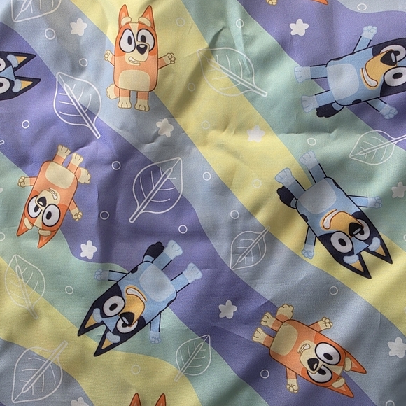 NWT Bluey Build-a-Bear Carrier/Drawstring Bag, Unisex, Purple/Blue/Yellow - Picture 4 of 7